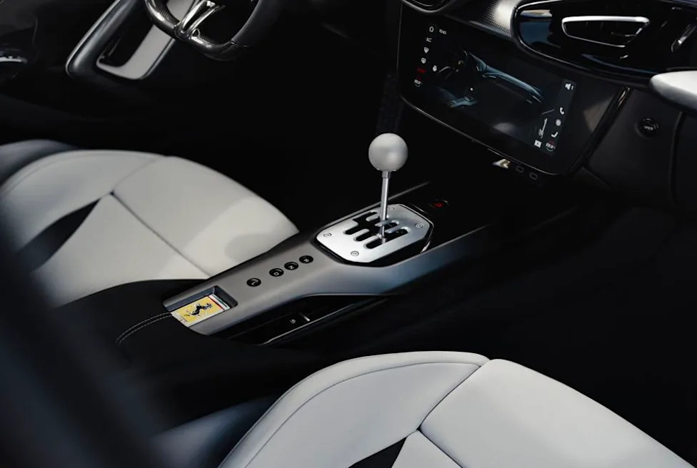 Ferrari Brings Back The Manual Gearbox With The New 12Cilindri Manuale