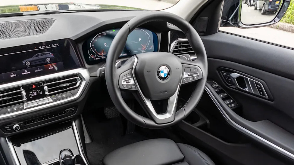 BMW, BMW recalls 29,000 cars over engine fire risk, warns owners to park outside