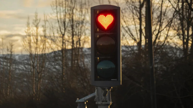 Where Did Traffic Light Colors Really Originate From?