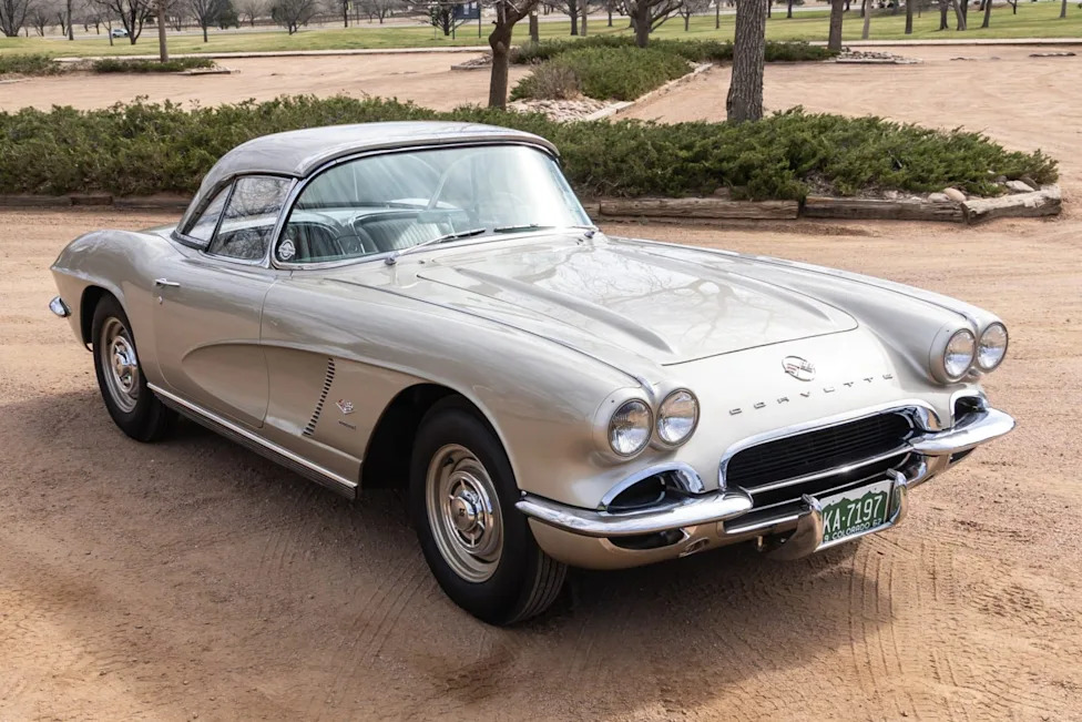 Ex–Pikes Peak 1962 Corvette Fuelie Heads Toward a No Reserve Finish on Bring a Trailer
