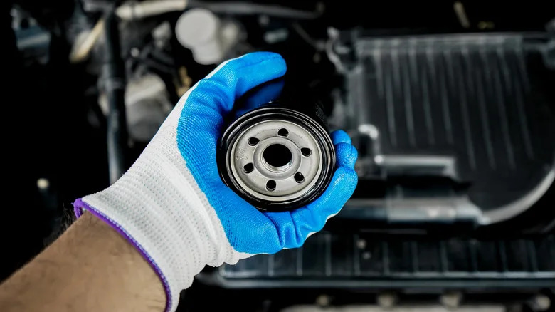 'Wrong All These Years': Mechanic Gets A Shock From GM During A Routine Oil Change