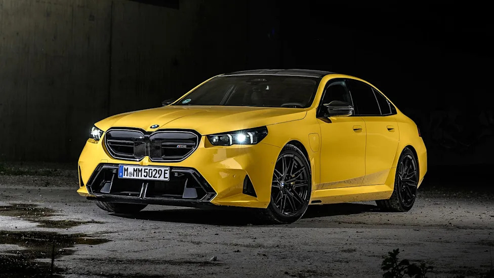 2027 Bmw M5