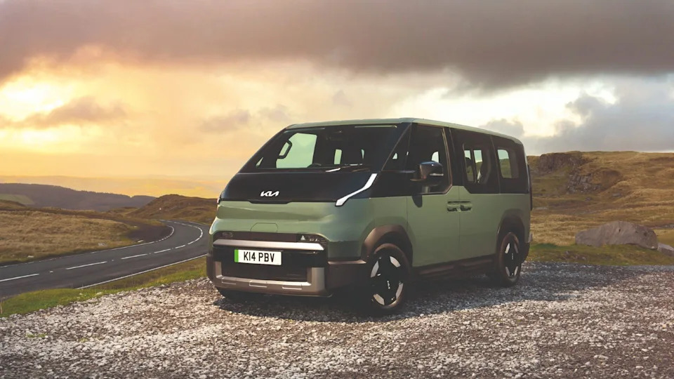 Kia, Kia PV5 Passenger: a ‘superb value’, family-sized bargain