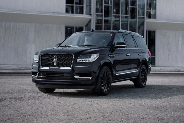 Ford Recalling 420K Expeditions and Lincoln Navigators Over Seat Belt Issue