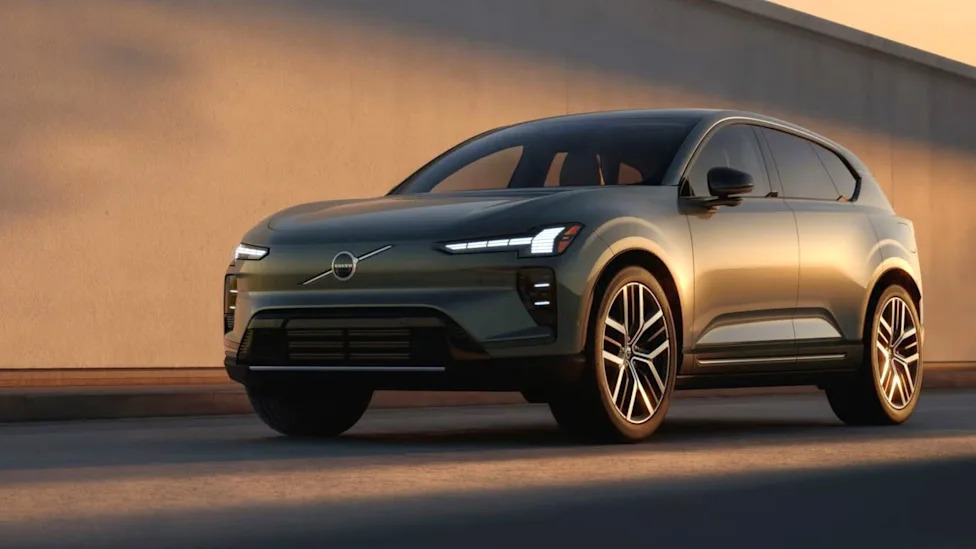 Volvo, Volvo's new EV feature starts charging the moment drivers plug in, no apps or cards needed