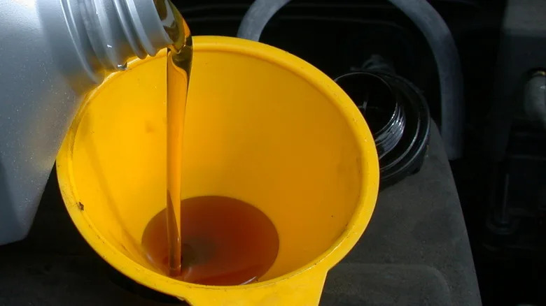 0W-20 Engine Oil: What Is It &amp; Can You Use It As A Replacement For 5W-30?