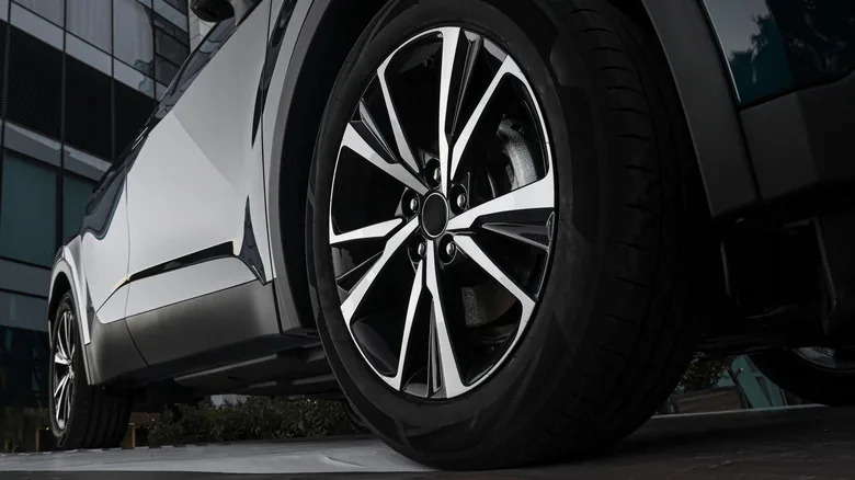 The Mistake You Might Be Making With New Tires