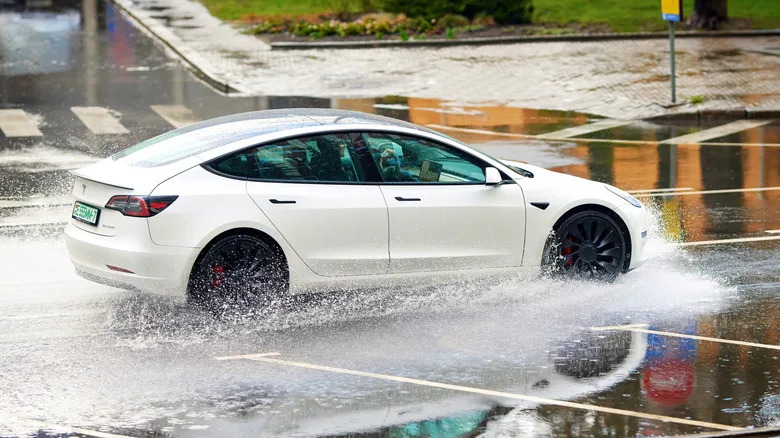 Are Electric Cars Safe To Drive In Flood Water?