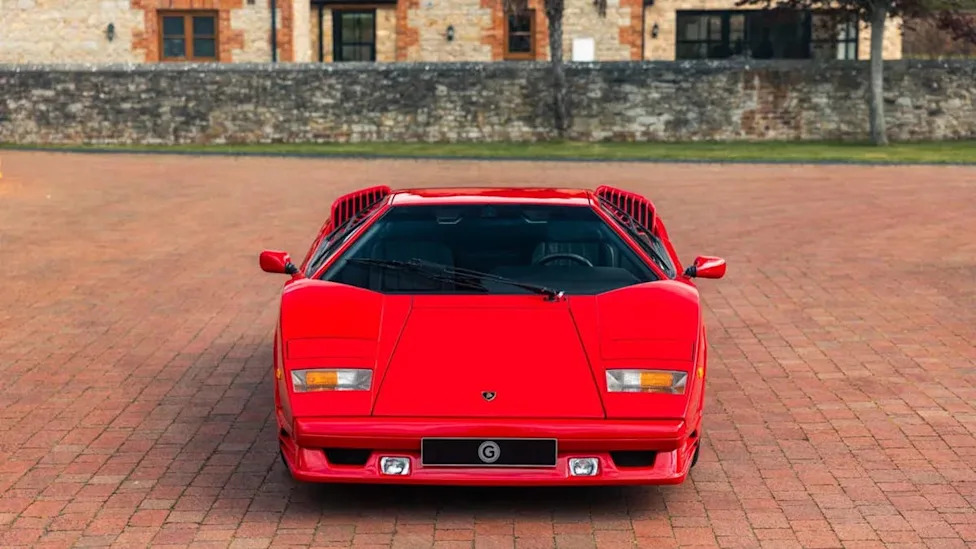 This 1,000-Mile Lamborghini Countach Has A Secret Pagani Connection