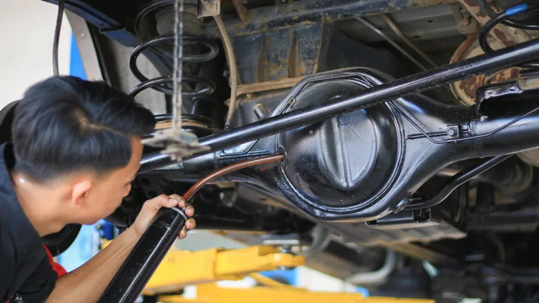 What Is Hypoid Gear Oil And What Makes It Different From Regular Gear Oil?