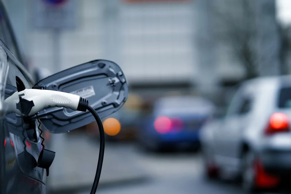 Washington leads the US in EV savings, with drivers keeping $2,350 a year