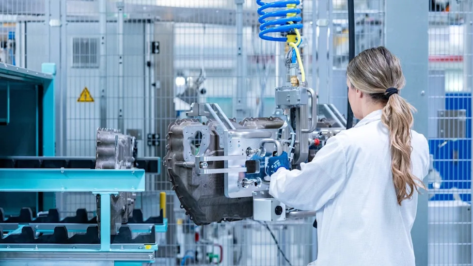 BMW, BMW begins in-house production of hydrogen control unit