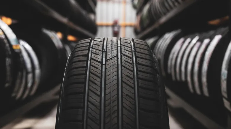 Can You Use Different Tread Patterns On Front And Rear Tires?