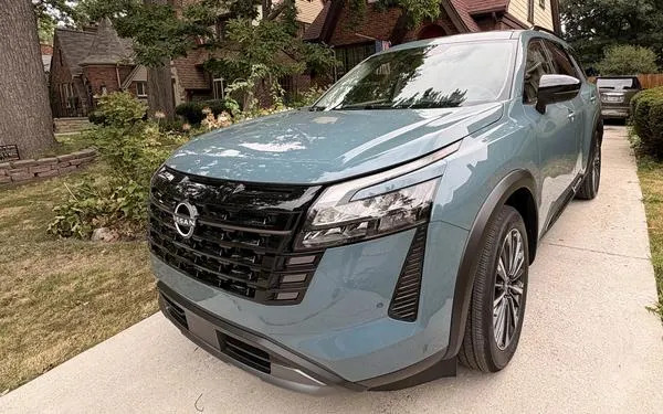 Infiniti Luxury Vs. Nissan Utility: There Is No Wrong Answer