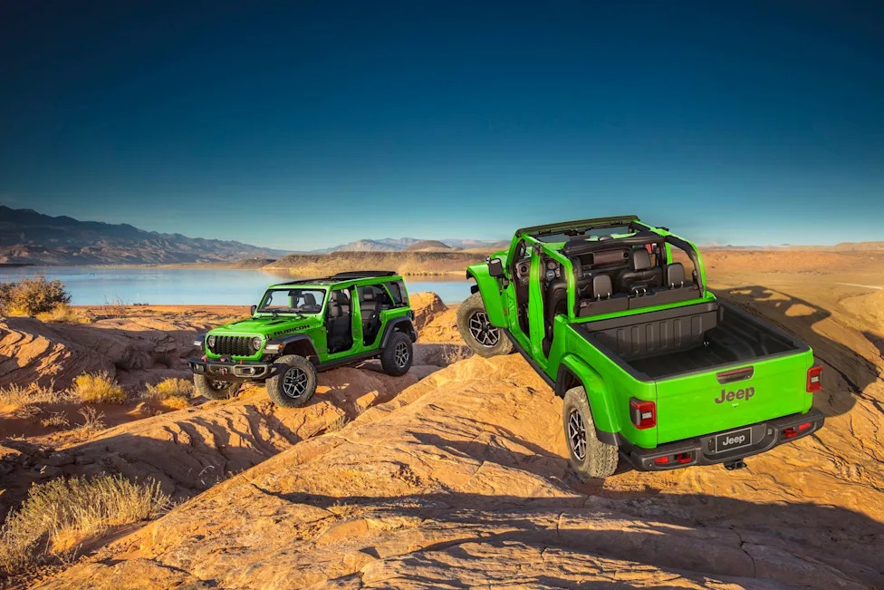 Jeep Recalls More Than 1 Million Wranglers and Gladiators That May Catch Fire
