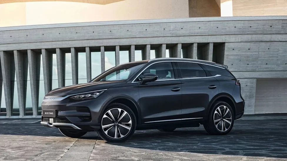 BYD, BYD Tang, SUV, BYD launches 'Great Tang' SUV after 150,000 preorders, with nearly 600 miles and a 5-min recharge