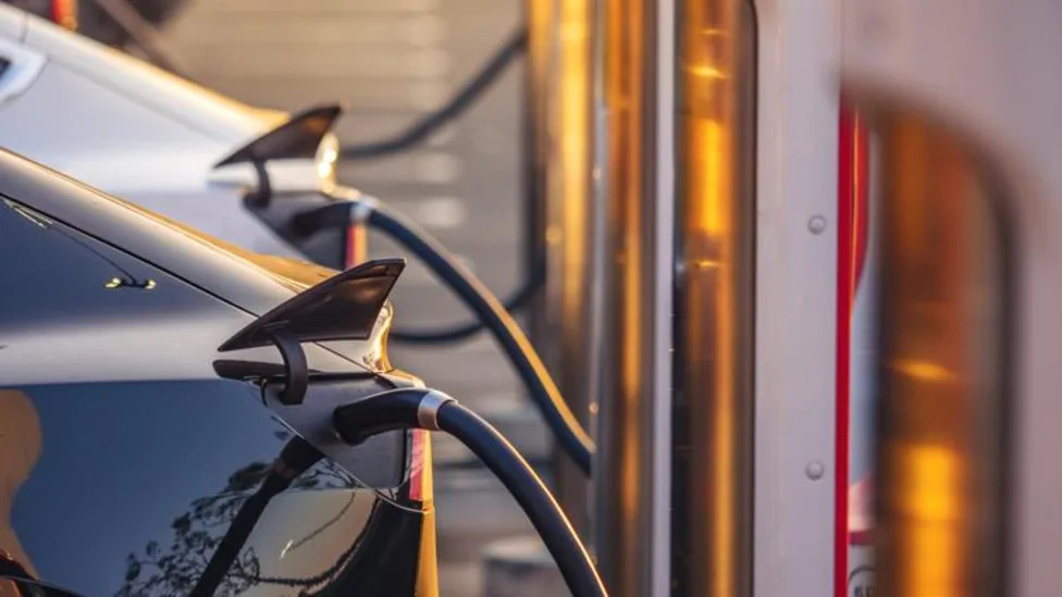 These Kentucky cities just got new EV fast-charging stations