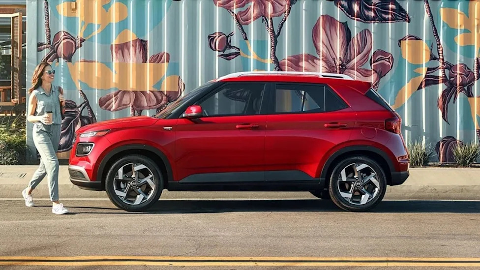 Expert Says These Are the Best Cars To Buy in Your Early 20s
