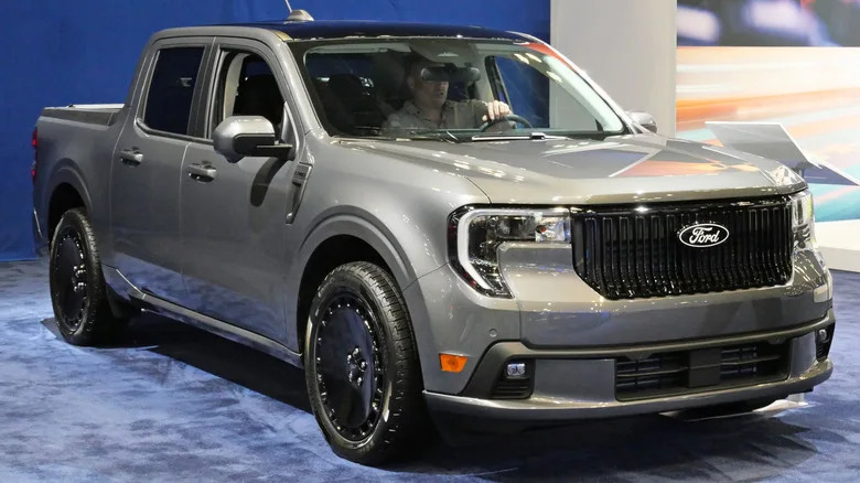 Ford Maverick Vs. Honda Ridgeline: How The Compact Truck Stacks Up To A Mid-Size Pickup