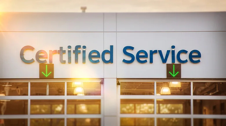 Dealership Service Center Vs. Independent Mechanic: Here's What To Know About Your Options