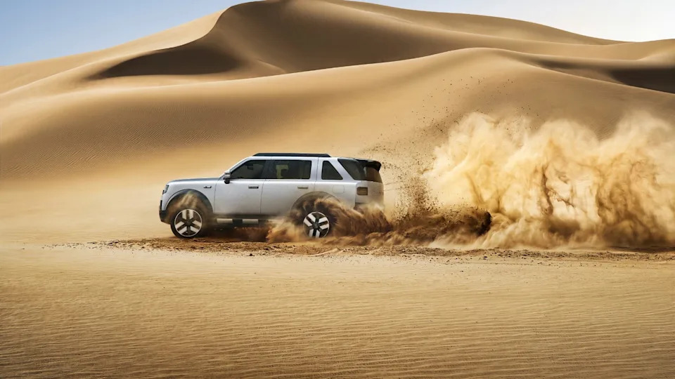 FREELANDER's International Comeback Kicks Off in Abu Dhabi, Not Britain or Beijing