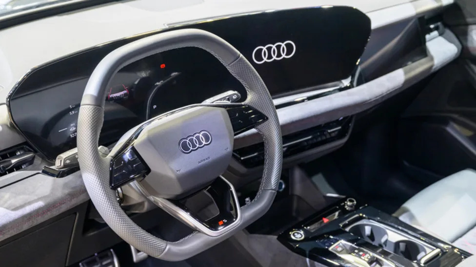 China Is Ditching Touchscreens For Essential Controls In New Cars