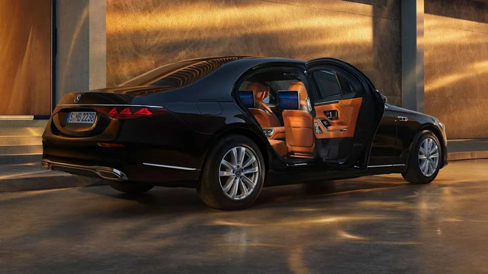 Mercedes-Benz S680 Guard Is The Armored S-Class Money Alone Can’t Buy