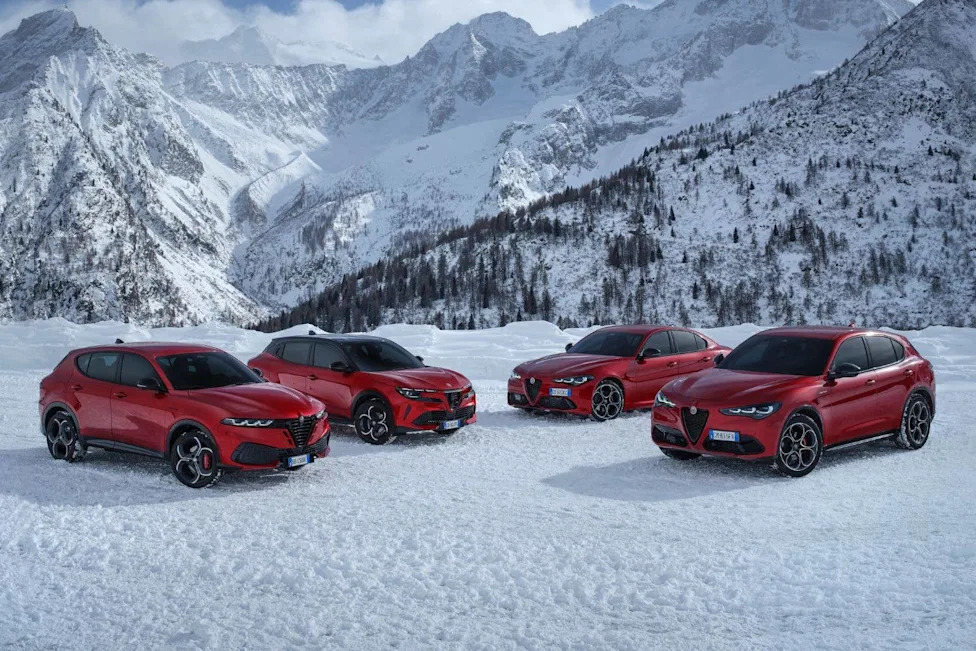 Alfa Romeo Teases The SUV It Needs To Fight BMW And Audi
