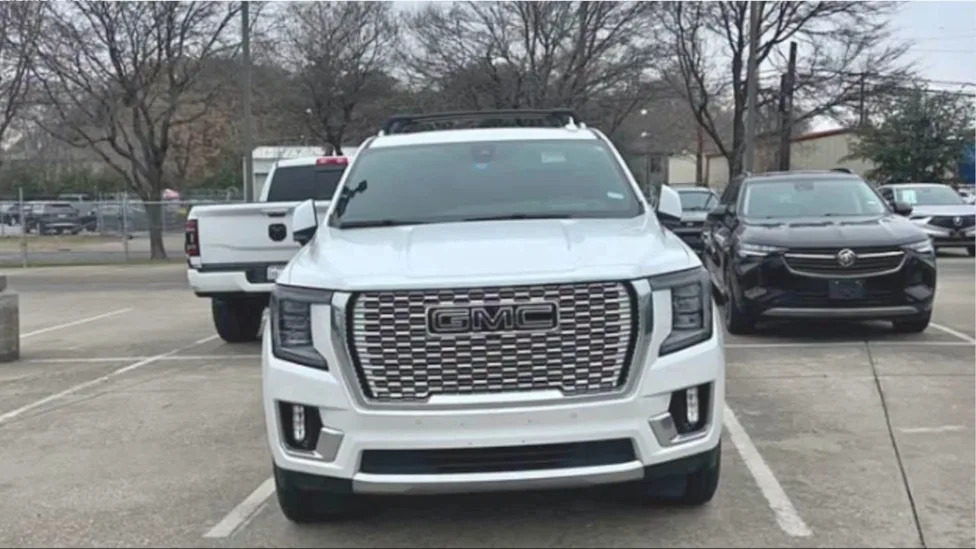 "Don't Hand Over Cash In a Retail Parking Lot": Texas Officials Issue Warning After $52,000 Used-Car Deal Goes Horribly Wrong