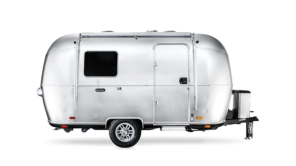 Airstream’s New 17-Foot Trailer Is One of Its Most Accessible Models Yet