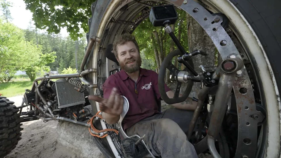 People Will Say This 3WD Monster Trike Is AI. It's All Handmade Garage Insanity
