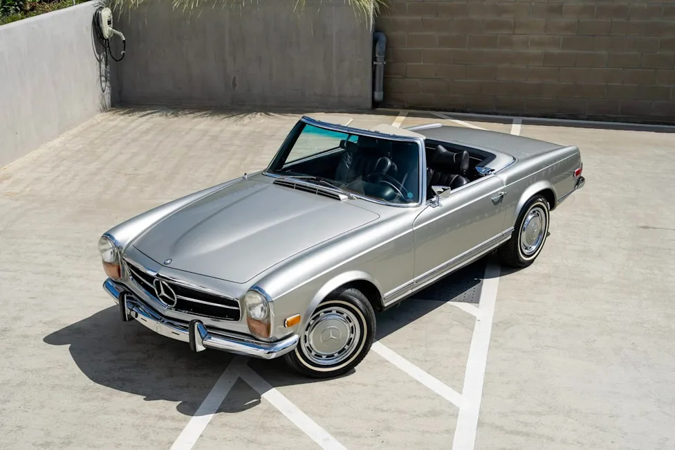 Mercedes-Benz, 12,000-Mile 1971 Mercedes-Benz 280SL Pagoda Is Up for Auction on Bring a Trailer