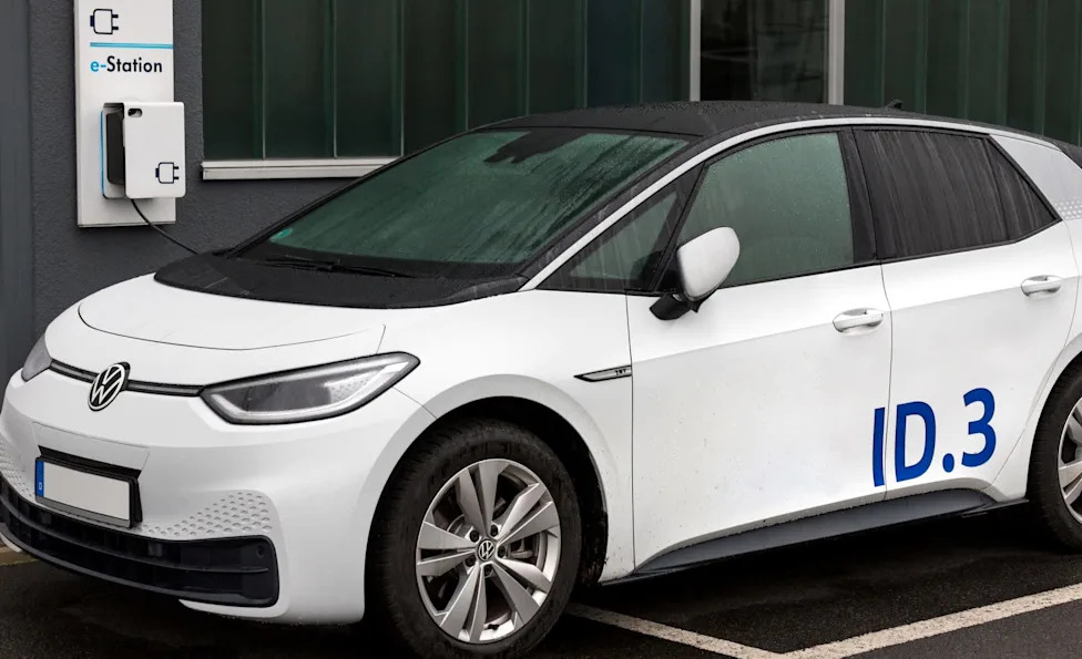 Used VW ID.3 buyer sees 100.3% battery health, but owners say the figure can fool shoppers