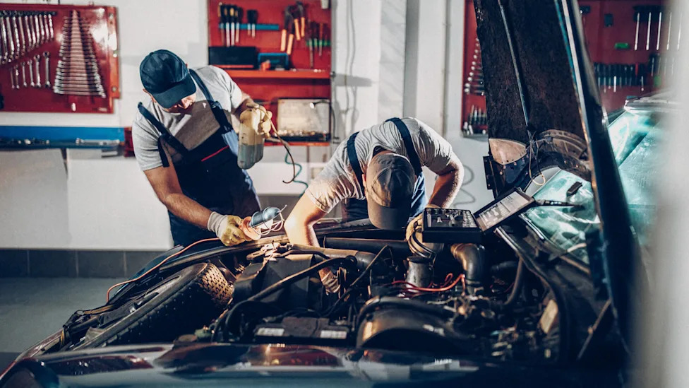 Mechanic vs. Dealership vs. Auto Chain: Who Scams Most on Car Maintenance?