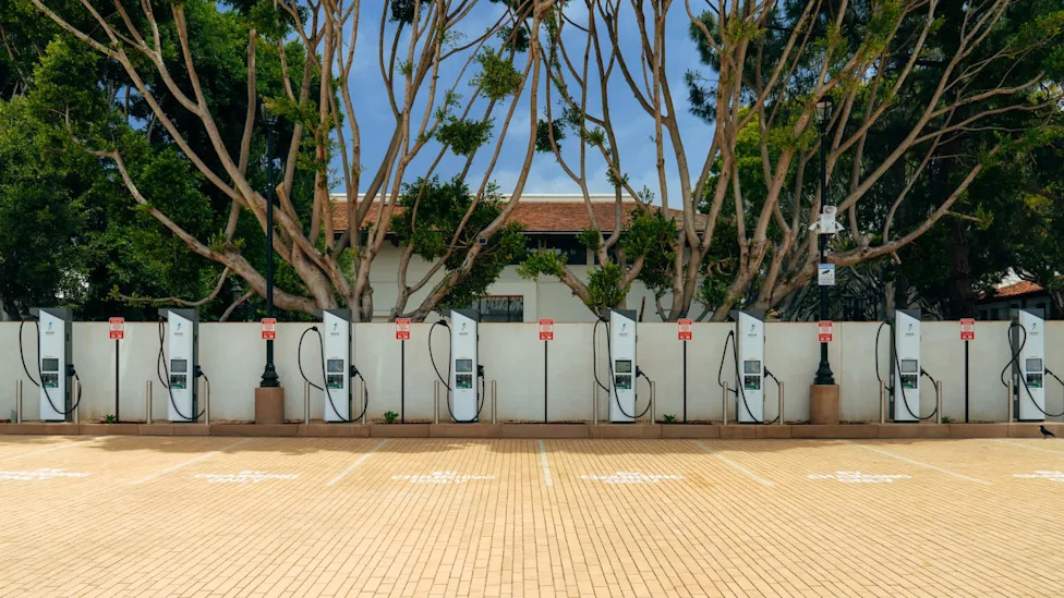 Battery, Electrify America opens 20-charger EV hub in Santa Barbara with its biggest public battery yet