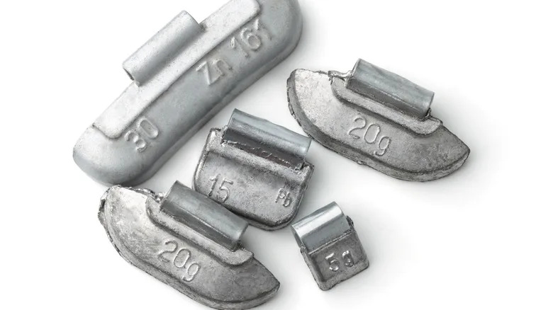 Nine US States Ban Lead Wheel Weights – This Is What Tire Shops Use Instead