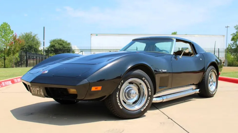 1974 Corvette Comes With 78,000 Miles, And It's Packing A 4-Speed And Final-Year 454 Big Block