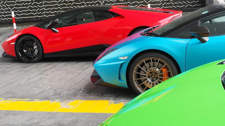 The '90s Vs Today: How America's Taste In Car Colors Has Changed