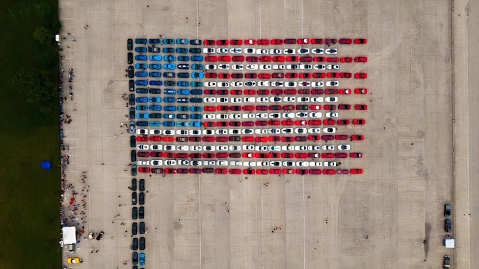 Man Arranges 300 Corvettes Into Massive American Flag For Charity