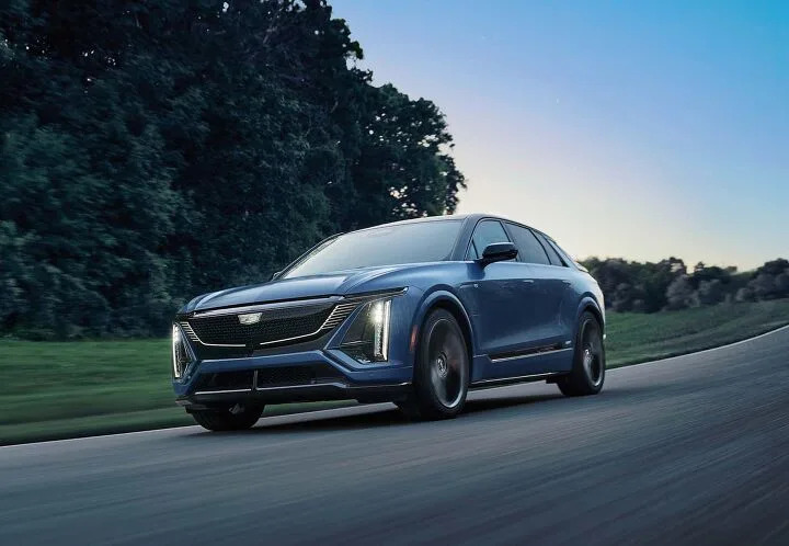 Escalade IQ Ditches CCS, Gets 19.2-kW Charging Standard