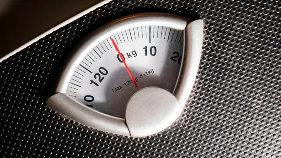 You Can Estimate Your Travel Trailer's Tongue Weight With A Bathroom Scale - Here's How