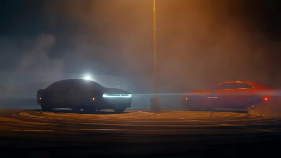 IIHS Criticizes Rise of Performance Driving in Car Ads, Claims Commercials 'Masking' Danger of Speed