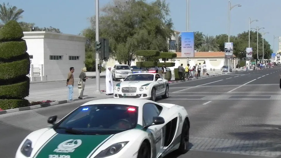 Dubai Police Put a Mansory Ferrari 812 on Tourist Patrol, and the 800-HP Claim Doesn’t Add Up