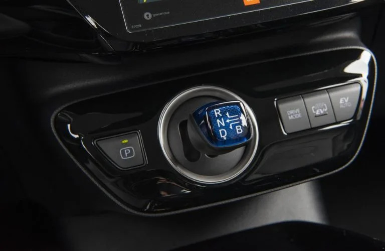 What Does the ‘B’ on Your Car’s Gear Shift Mean and When Should You Use It?