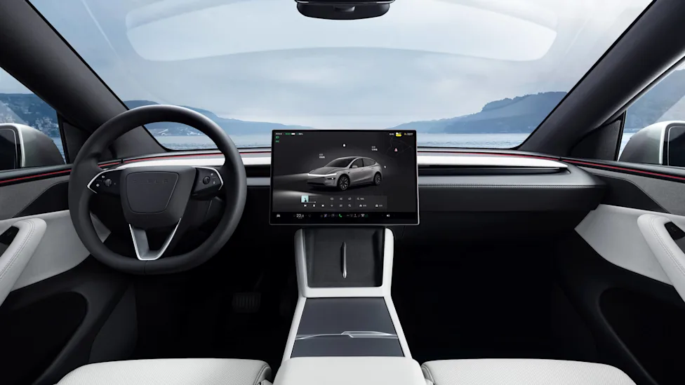 Tesla Model Y L Arrives Without a Feature Buyers Were Promised