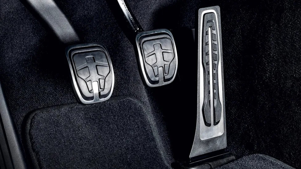 Does Driving a Manual Transmission Keep Your Brain Healthy? Japanese Researchers Say Yes