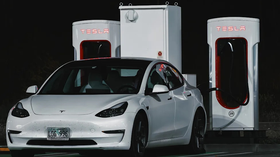 I'm a Mechanic: 8 Luxury Cars I’d Never Own Without a Warranty