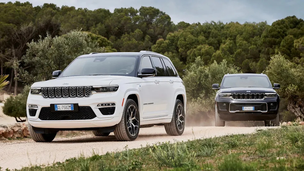 Jeep, Jeep Cherokee, Jeep Grand Cherokee, FCA US recalls 328K Jeep Grand Cherokee SUVs over rear coil spring issue