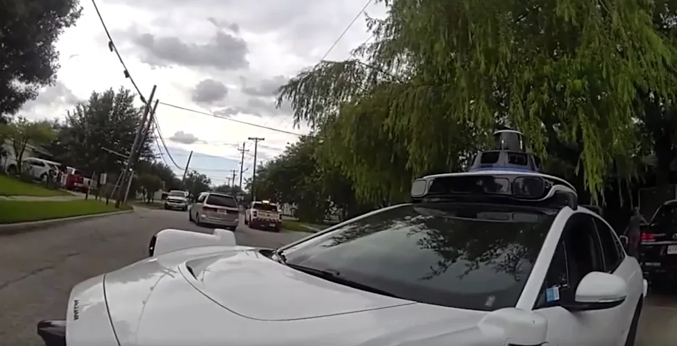 A Self-Driving Waymo Blocked Emergency Crews at Explosion Scene For Over 3-Minutes