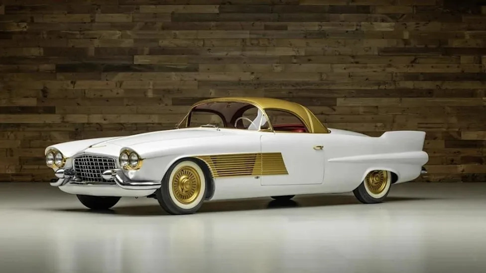 Cadillac, One-Off 1953 Cadillac 'Elegante' Concept Headlines Kruse Auctions' 56th Annual Auburn Auction